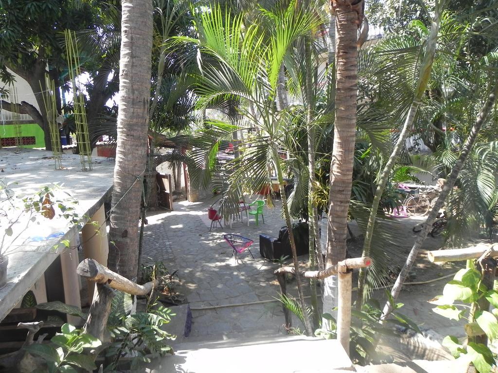 El Almendro Hotel Puerto Ángel Exterior foto